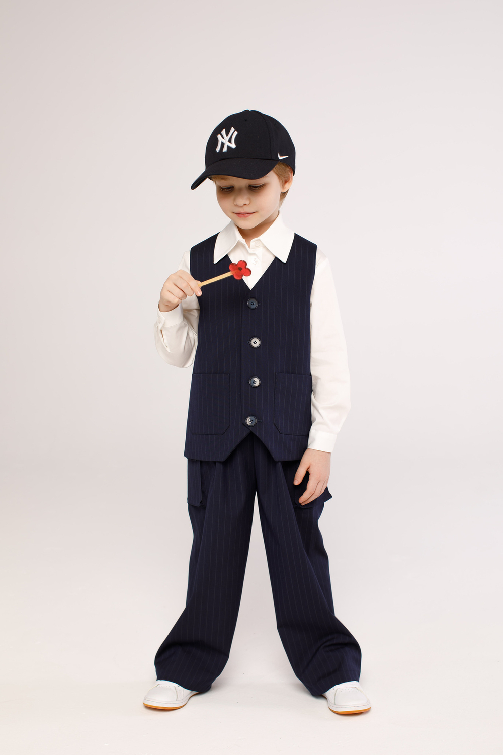 Брюки с карманами