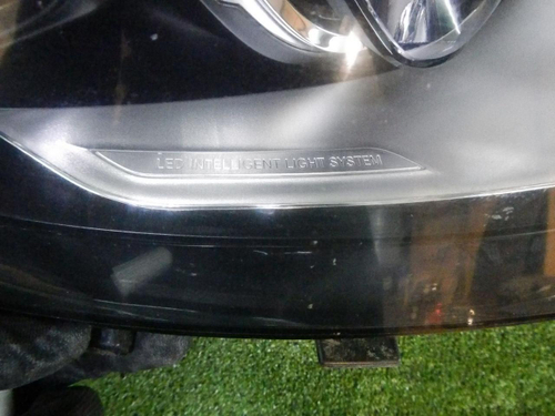 Фара правая Mercedes GLE W166 (2015-2018) LED (В пленке)