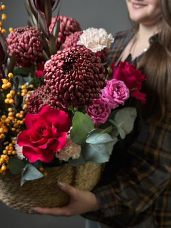 Авторская корзина цветов «Осень"