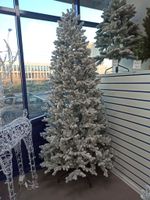 Заснеженная елка с гирляндой «Алтайская» теплый свет (Литая) 270 см / 2,7 м