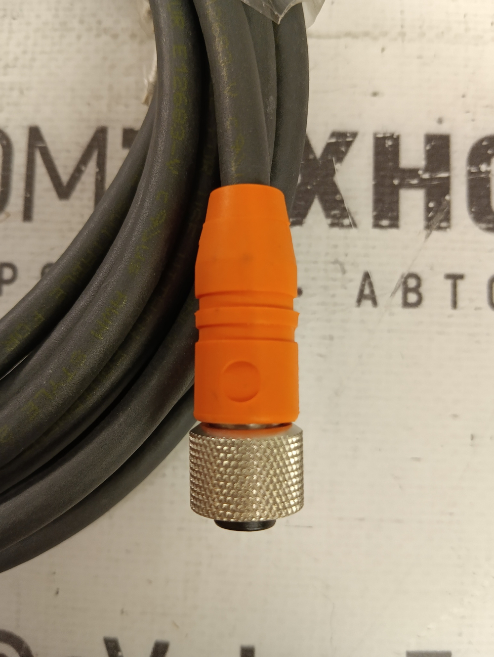 Leuze electronic KD M12A-8P-5M-PUR 10104590 б/у