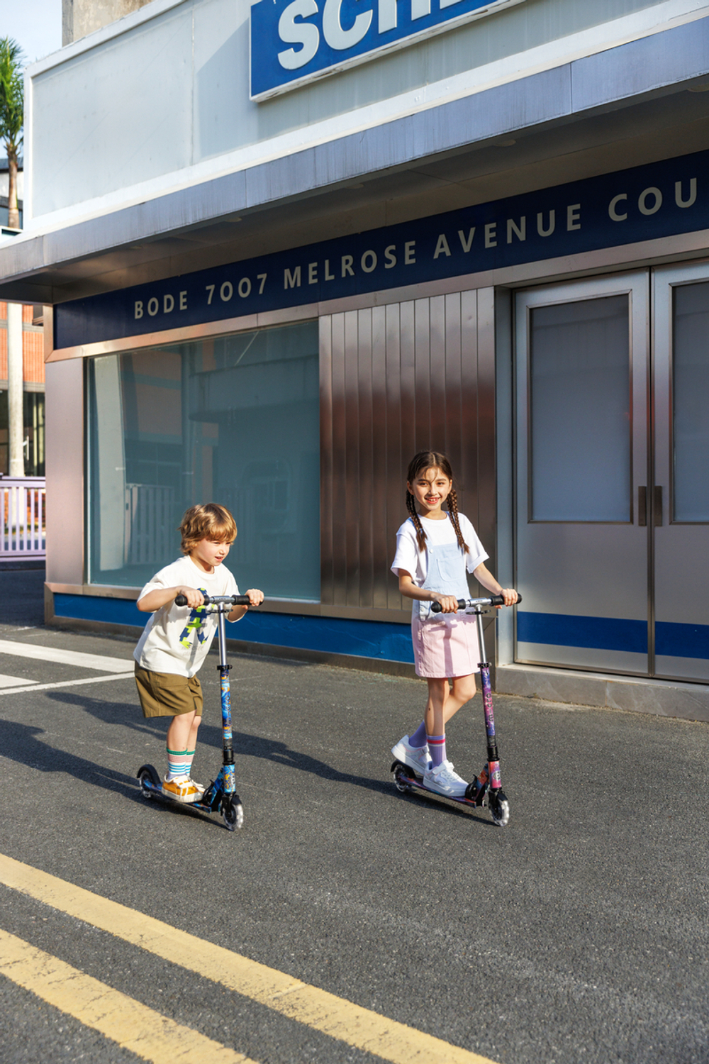 Самокат Micro Sprite Glow (светится в темноте) LED, Art Млечный путь