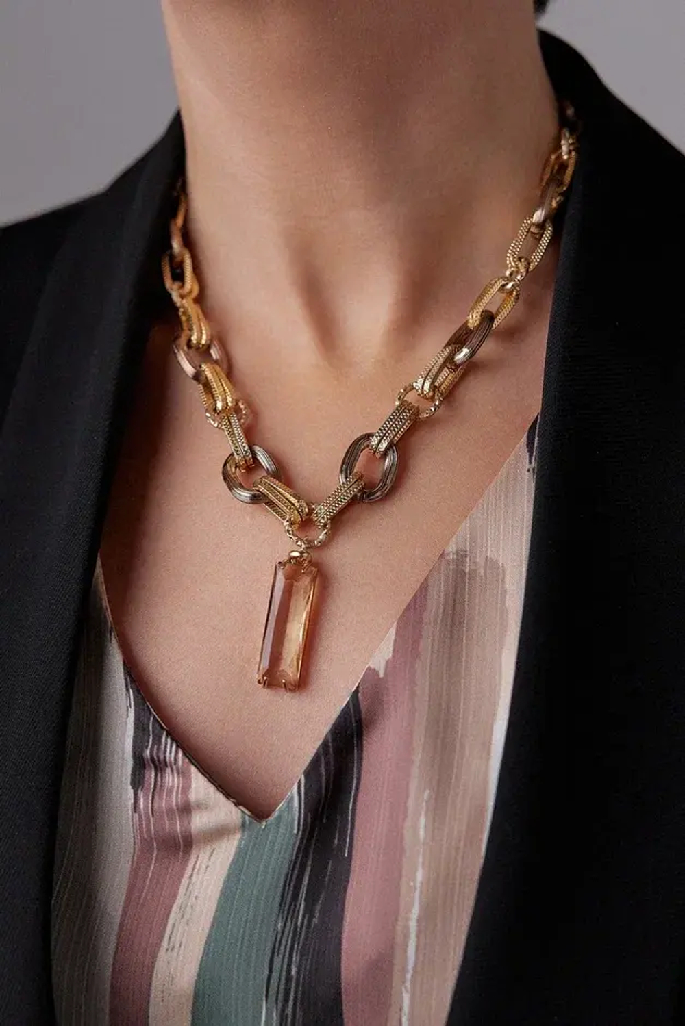 HMG 1300 peach Колье арт.1657