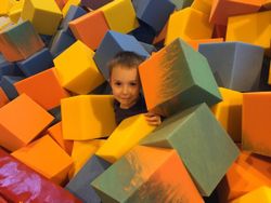 Поролоновая яма с кубиками - купить