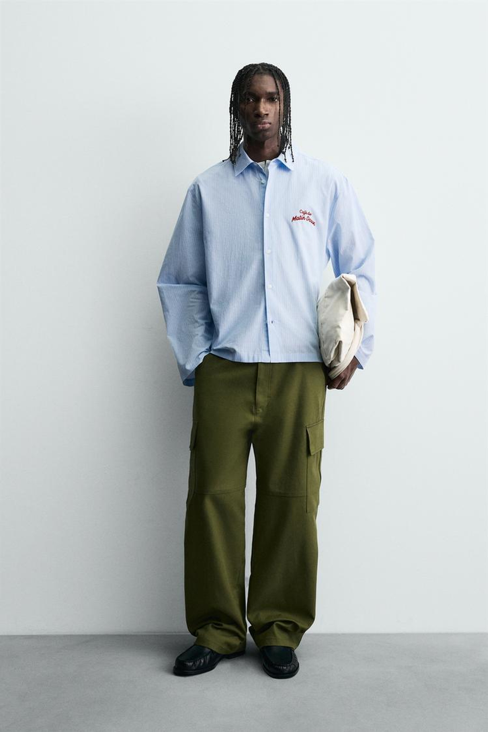 ZARA РУБАШКА В ПОЛОСКУ С ГРАФИЧЕСКИМ ПРИНТОМ, ГОЛУБОЙ