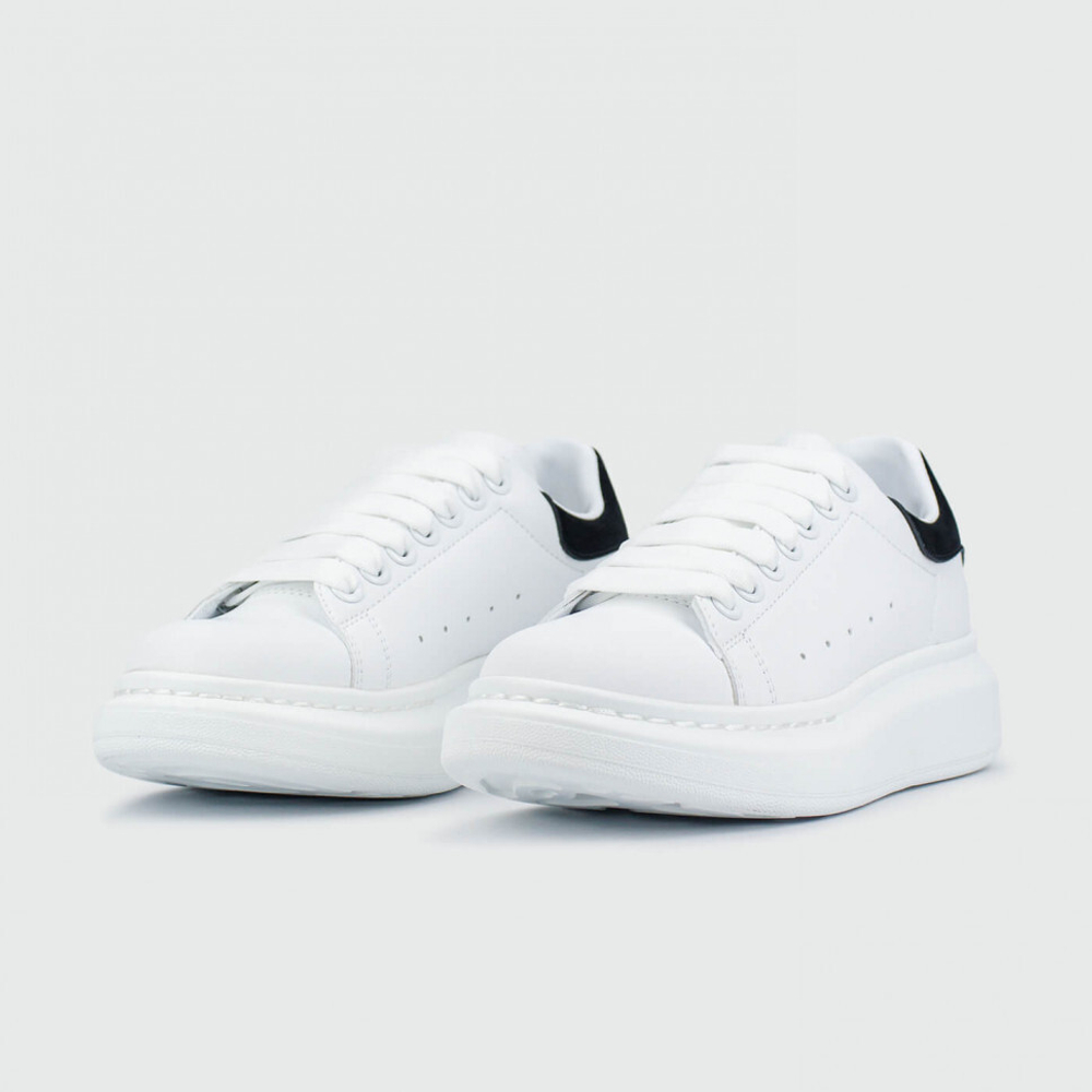 кроссовки Alexander McQueen Oversize White / Black Wmns