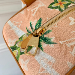 Louis Vuitton Locker Dopp Kit