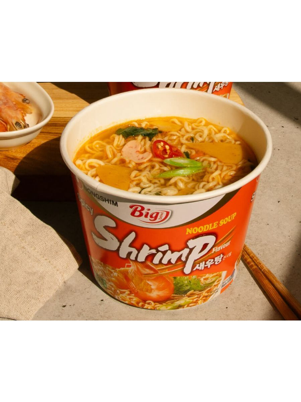 Лапша Nongshim Shrimp острая с креветками 115 г