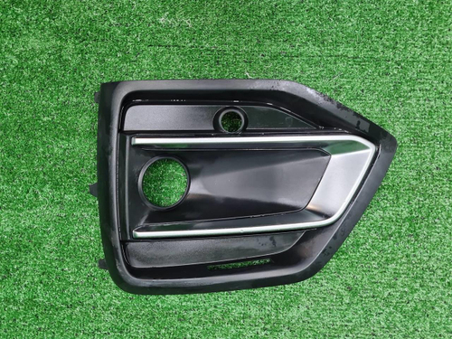 Накладка ПТФ левая Audi Q5 2 80A (2020-н.в.)