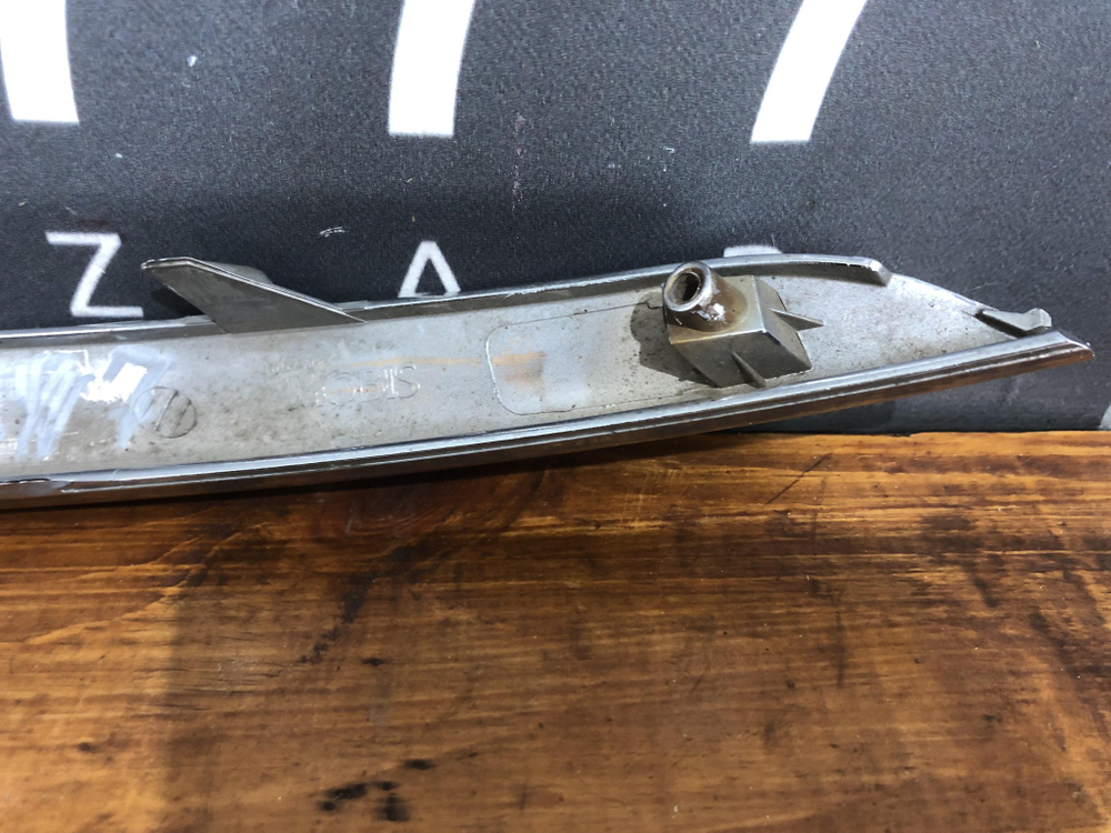 Молдинг переднего бампера левый Kia Sportage 3 (SL) 10-16 Б/У Оригинал 865813u000