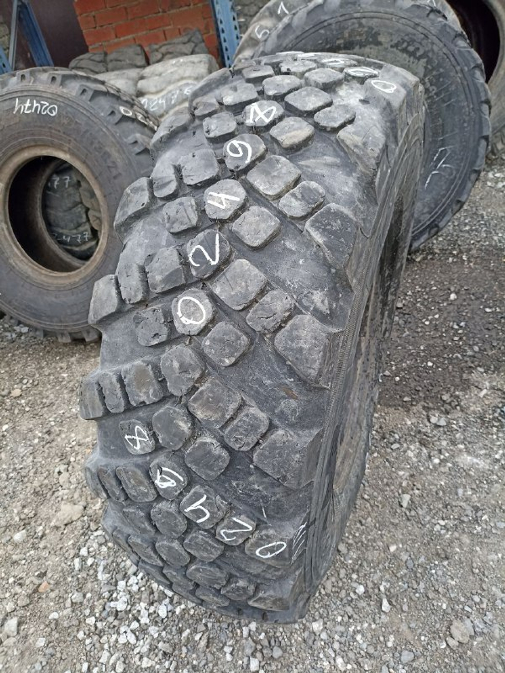 425/85R21 Kama 1260 шина б/у