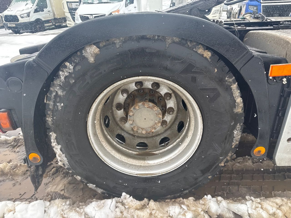 Foton AUMAN 4x2 Седельный тягач BJ4189SLFKA (Дизельный, 11,8 л, 470 л.с. АТ)
