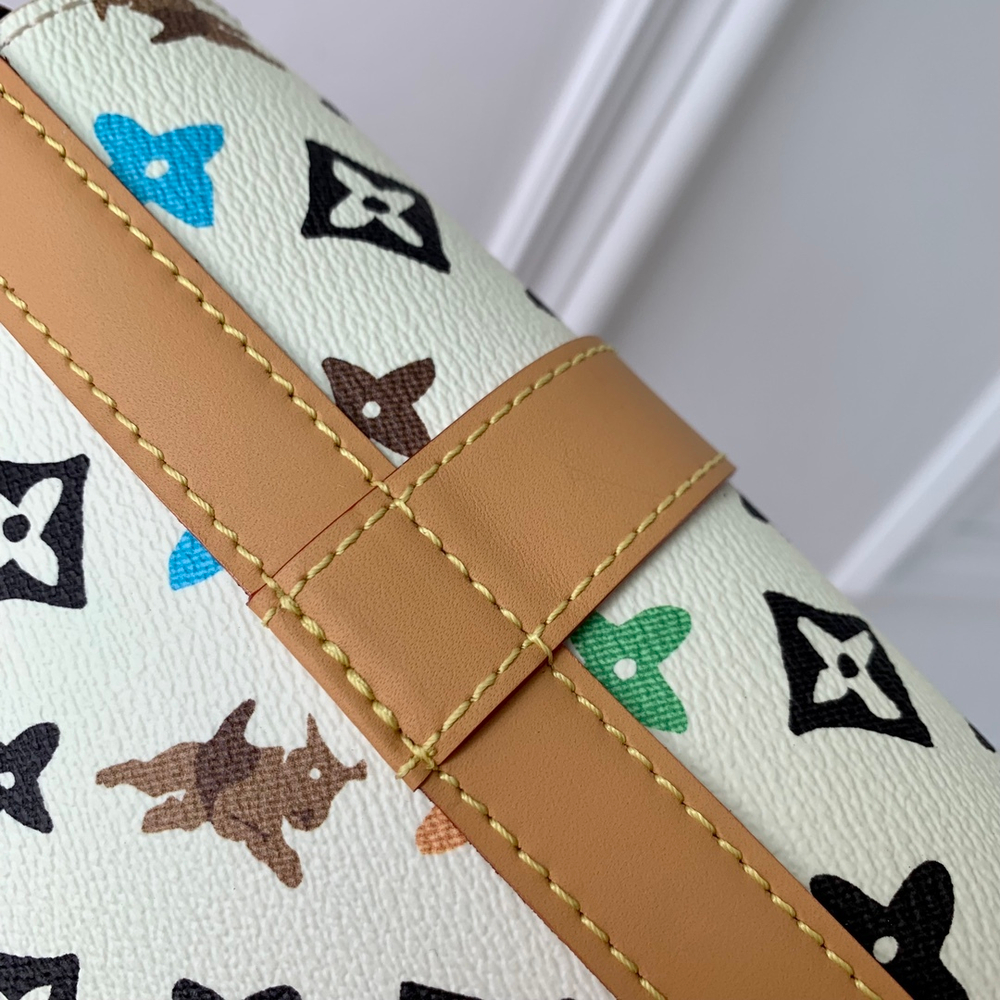 Louis Vuitton Envelope Messenger