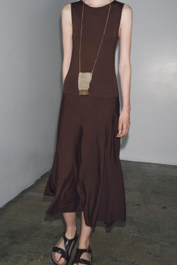 ZARA ТРИКОТАЖНОЕ ПЛАТЬЕ МИДИ, ТЕМНО-БАКЛАЖАНОВЫЙ