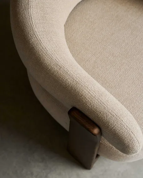 Кресло Granite на 3 ножках, бежевый шенилла, массив ясеня в отделке орех