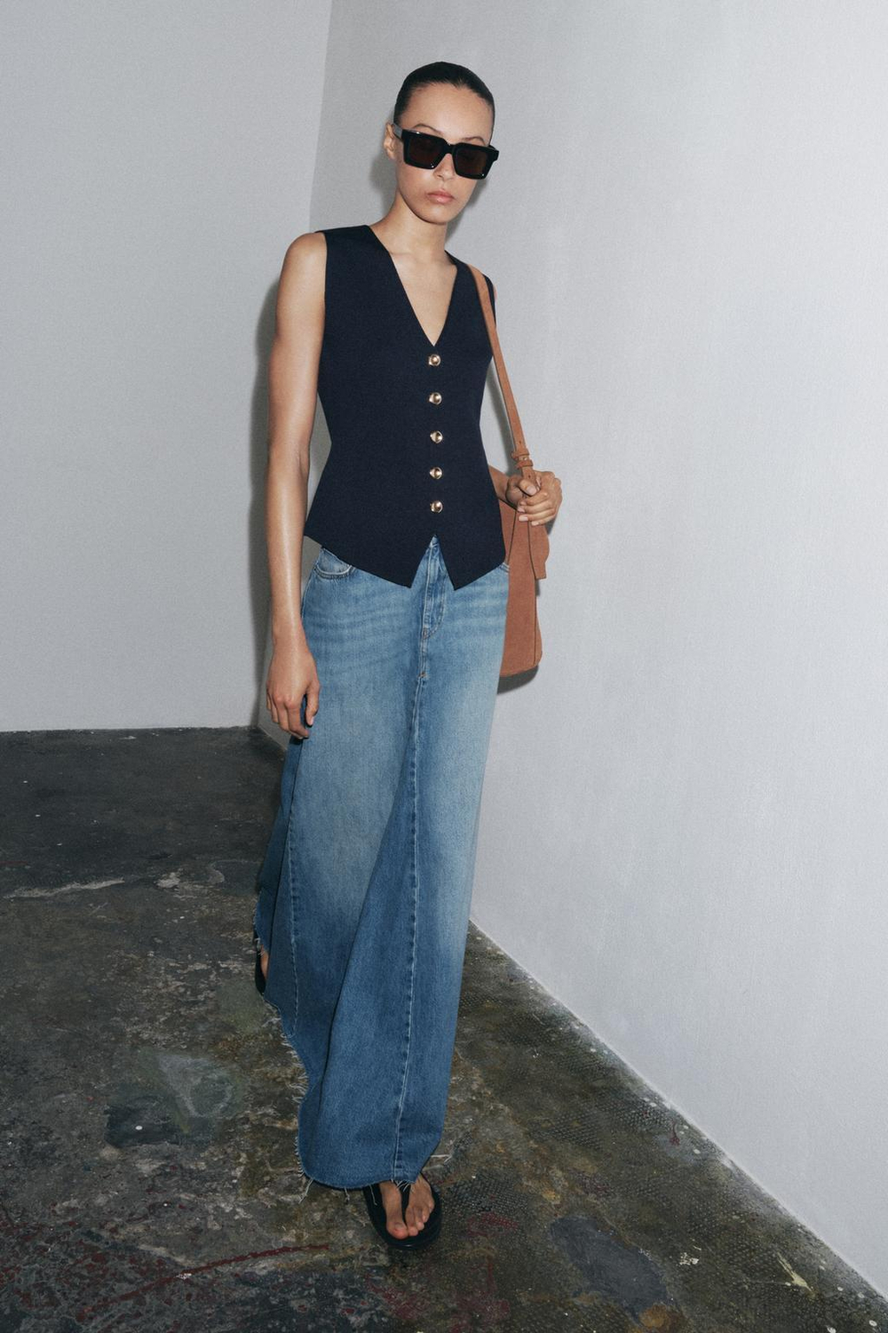 ZARA ОДНОТОННЫЙ ТРИКОТАЖНЫЙ ЖИЛЕТ, ТЕМНО-СИНИЙ