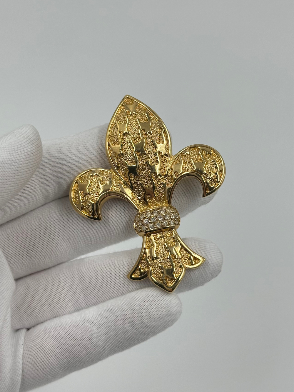 Брошь-кулон Fleur-de-lis Christian Dior