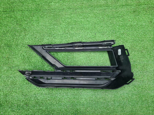 Накладка ПТФ правая VW Tiguan 2 (2016-2020) R-line