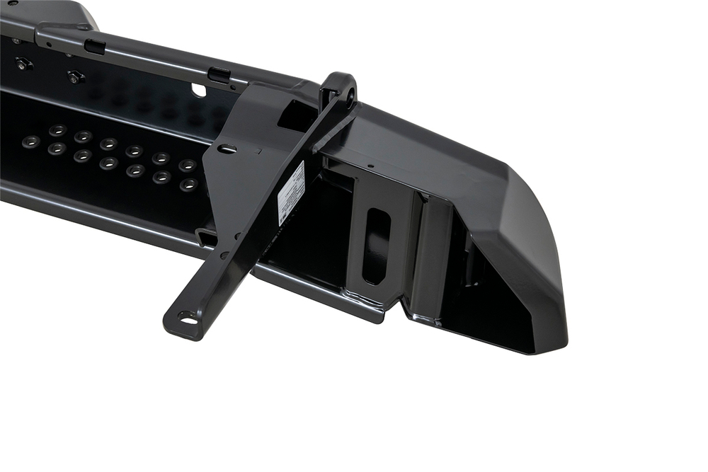 Бампер силовой задний Toyota Land Cruiser 200 2007-2012 с квадратом под фаркоп и фонарями, стандарт РИФ