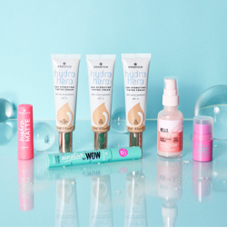 Essence Hydro Hero - увлажняющий крем-стик для глаз /   4,5  g  / GTIN 4059729359940