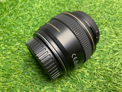 Canon EF 28mm 1.8 USM