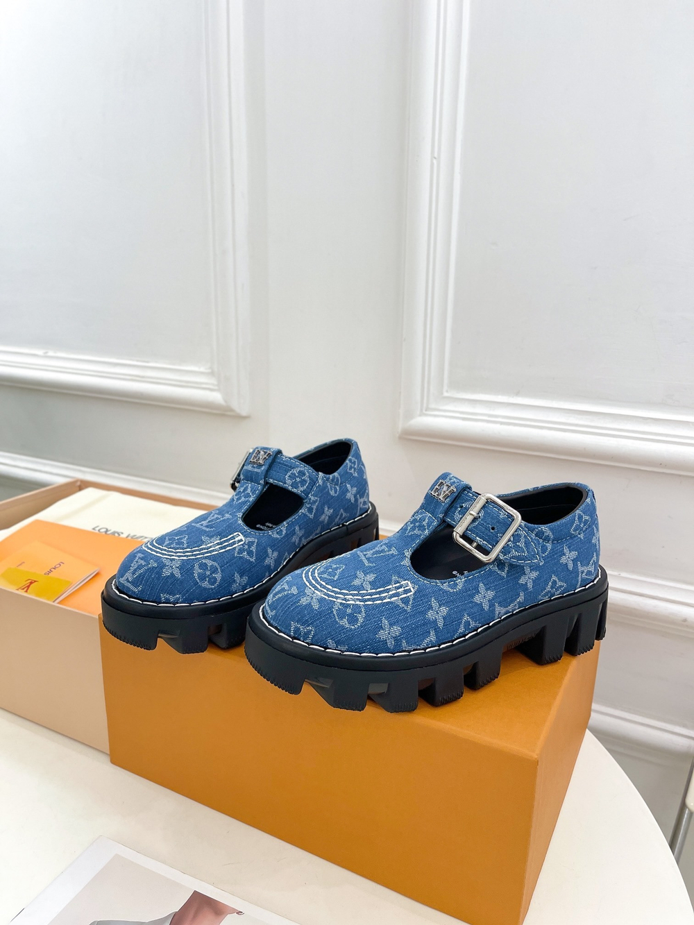 Louis Vuitton Checker Mary Jane