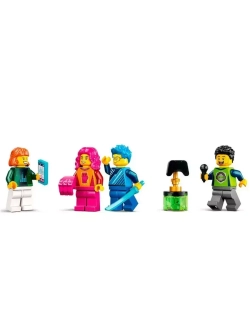 Конструктор Сити Геймерский грузовик для турниров 378 дет