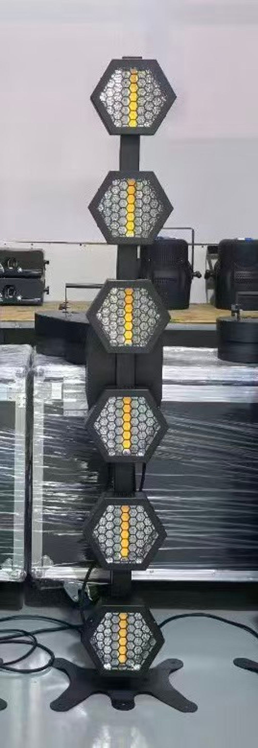 Световой прибор P2 HEXALINE RETRO LIGHT UP V1