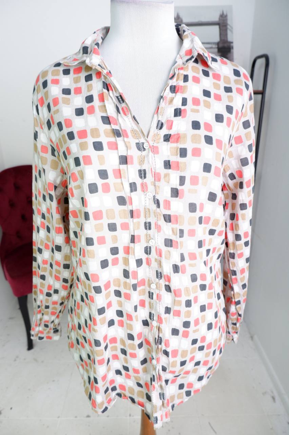 Блузка Tatuum лаконичная, маркировка 44, визуально на 50 размер