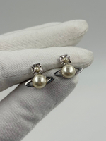 Серьги Orb с «жемчугом» Vivienne Westwood