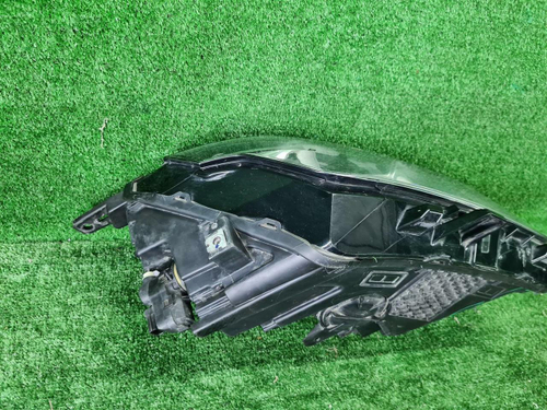 Битая Фара правая Geely Coolray (19-23) галоген