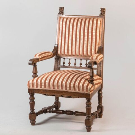 Винтаж: Кресло в стиле Ренессанс