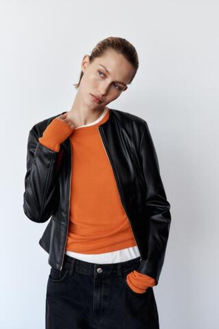 ZARA КУРТКА ИЗ ИСКУССТВЕННОЙ КОЖИ С БАСКОЙ, ЧЕРНЫЙ