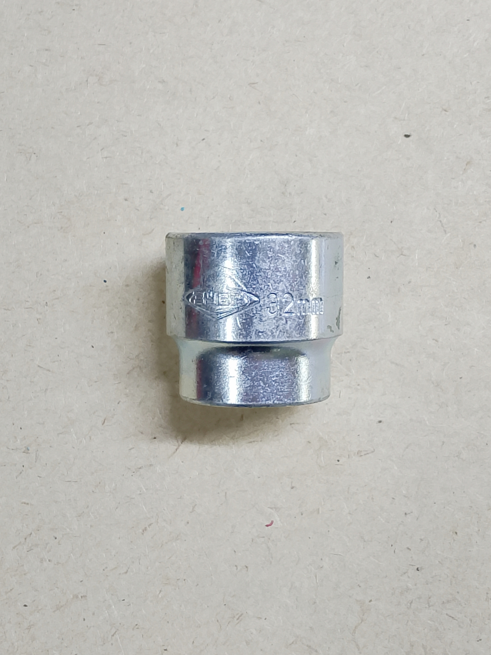 Головка торцевая Зубр Мастер 1/2" 32 мм