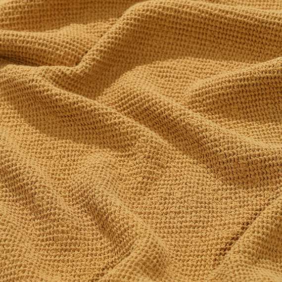 Полотенце банное из умягченной вафли цвета охры из коллекции essential, 70x140 см