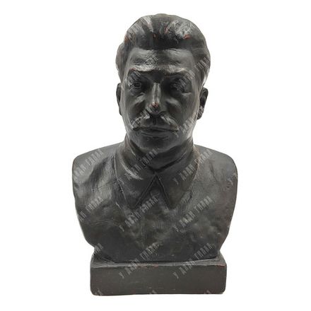 Бюст. И. В. Сталин. Гжельский керамический завод «Всекохудожник». Н. Василик. Гжель, 1933