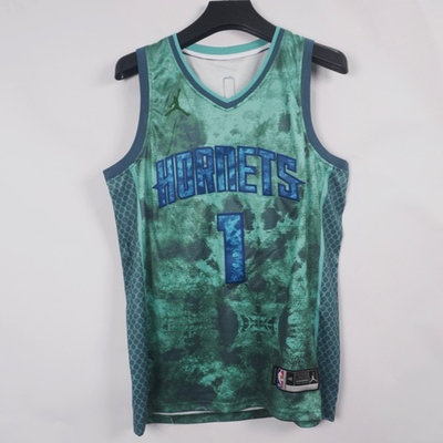 Баскетбольная джерси Ламело Болла «Шарлотт Хорнетс»