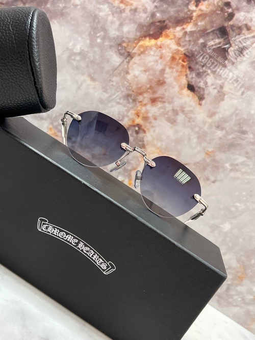 Солнечные очки Chrome Hearts