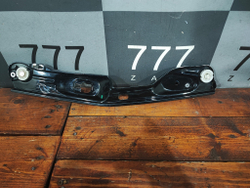 Направляющая стеклоподъемника Volkswagen Golf 6  Б/У Оригинал 5k1837730aa