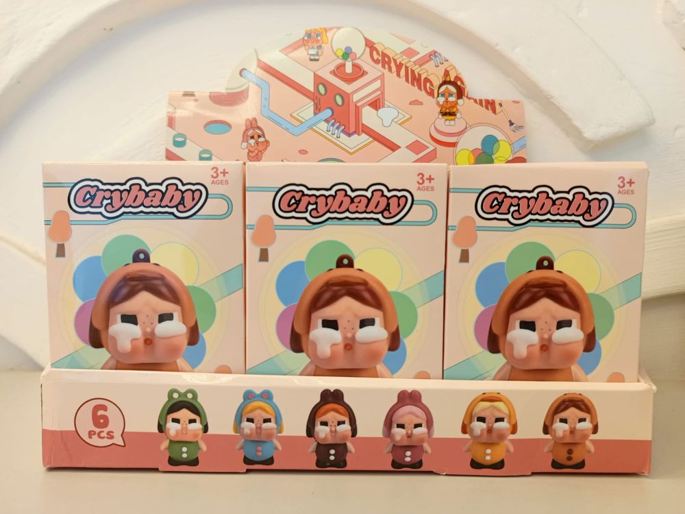 Коллекционная игрушка "CryBaby"