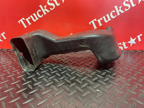 Воздуховод отопителя 2017 г.