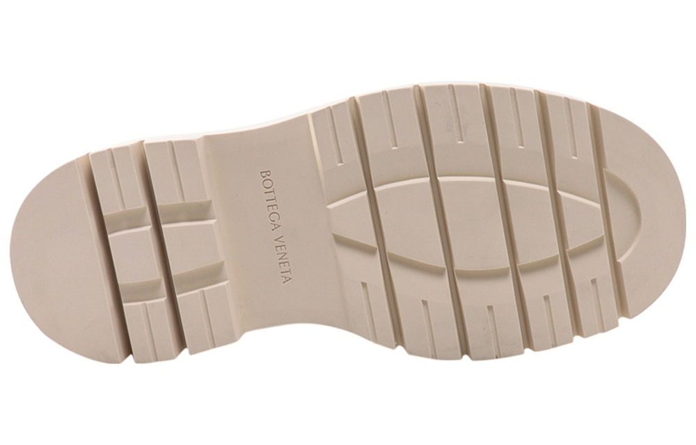 Bottega Veneta Tire Chelsea Crew Chelsea Boots Men"s Black