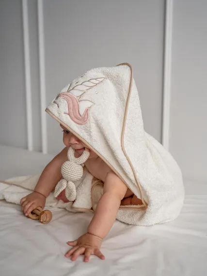 Полотенце с уголком махровое Lollycottons Единорог с челкой