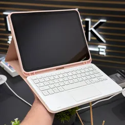 БУ планшет Apple iPad 11 2025 silver 100% (MY37FTG2RR) + клавиатура и коврик
