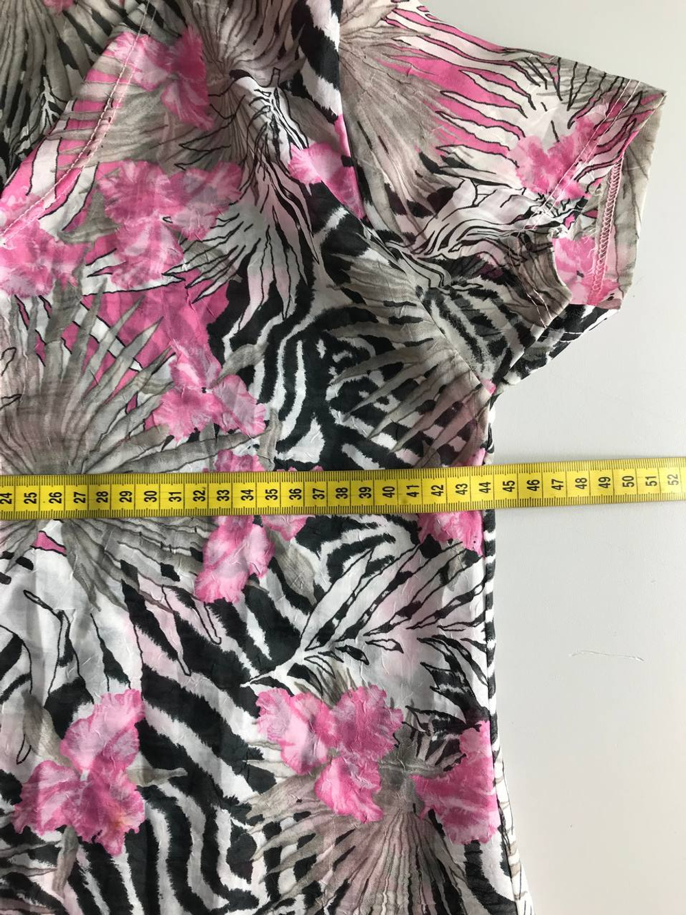 Блузка-накидка для повседневного образа, визуально на 42 размер