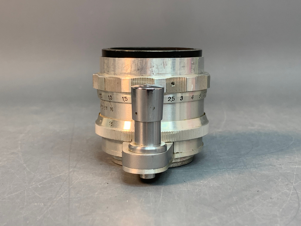 Гелиос-44 2/58 Старт, туго крутиться фокусировочное кольцо