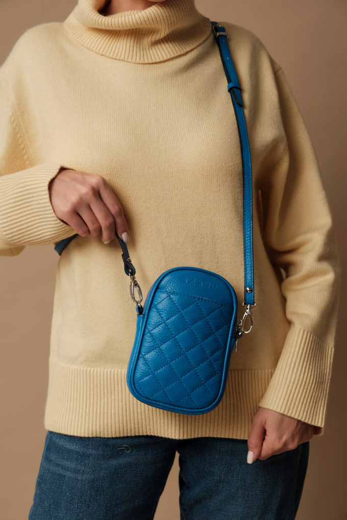 Сумка кожаная на плечо кросс-боди светло-синяя