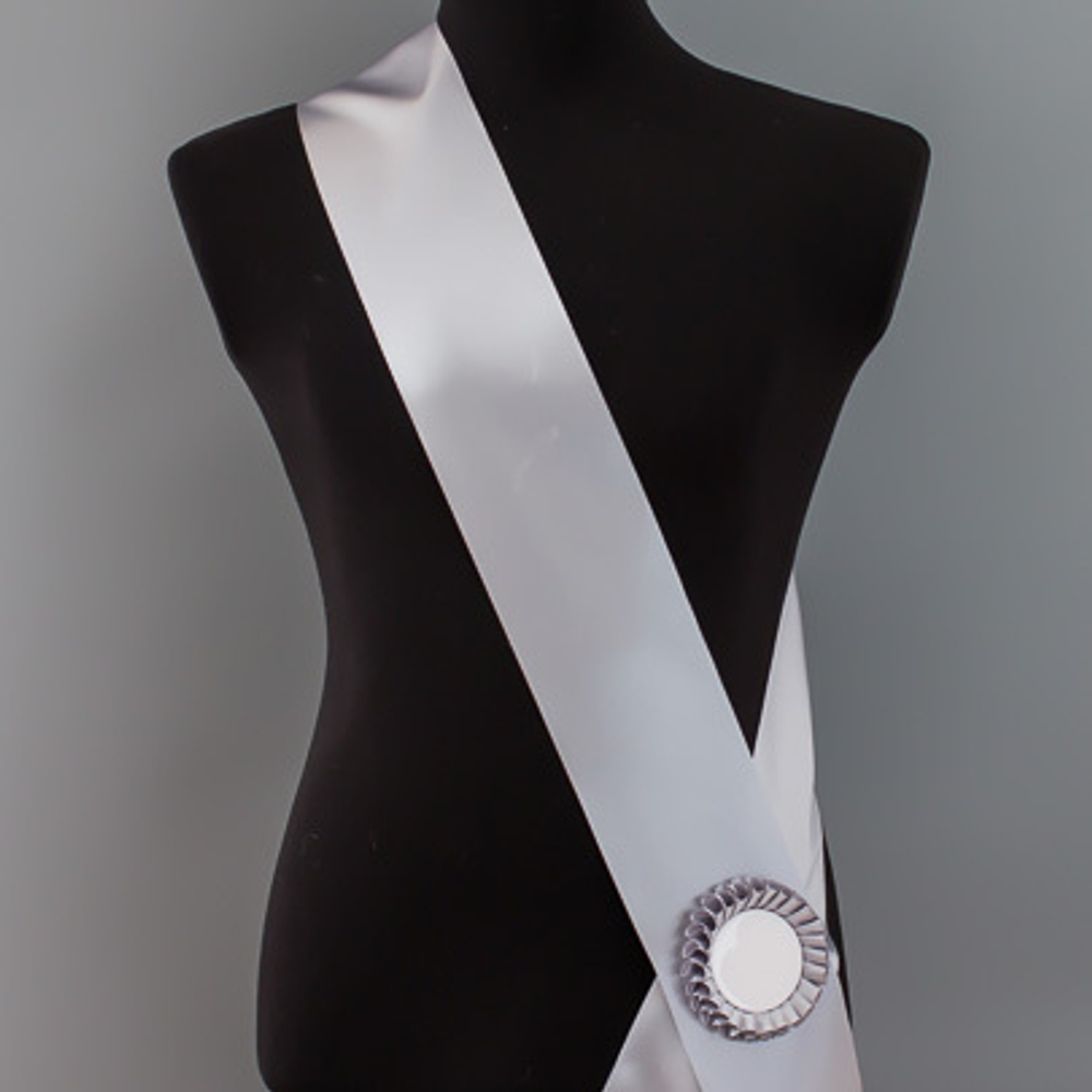 Лента наградная для конкурса красоты С НАНЕСЕНИЕМ. Цвет ленты СЕРЕБРО. Крепление розетка с лого.