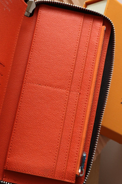 Louis Vuitton Zippy Vertical Wallet