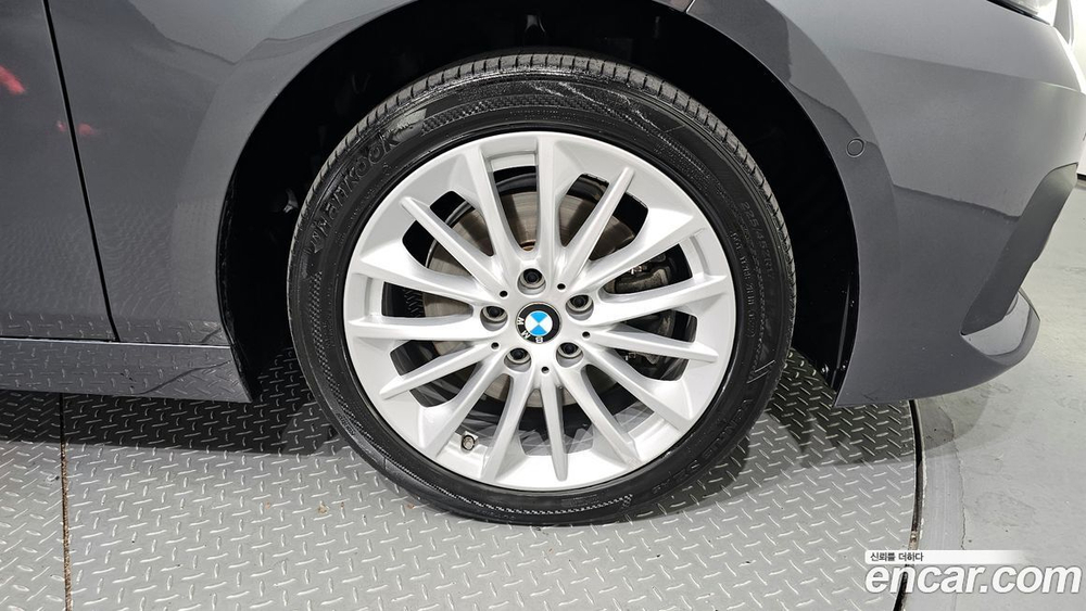 BMW 2 Series Gran Coupe (F44) 218d Advantage (01.2021)